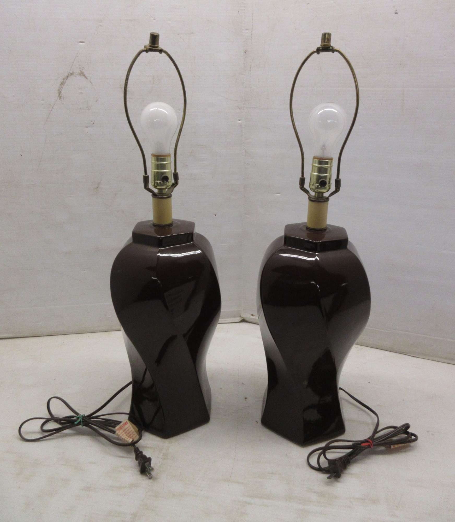 Albrecht Auctions Pair of Brown Contemporary Ceramic Table Lamps