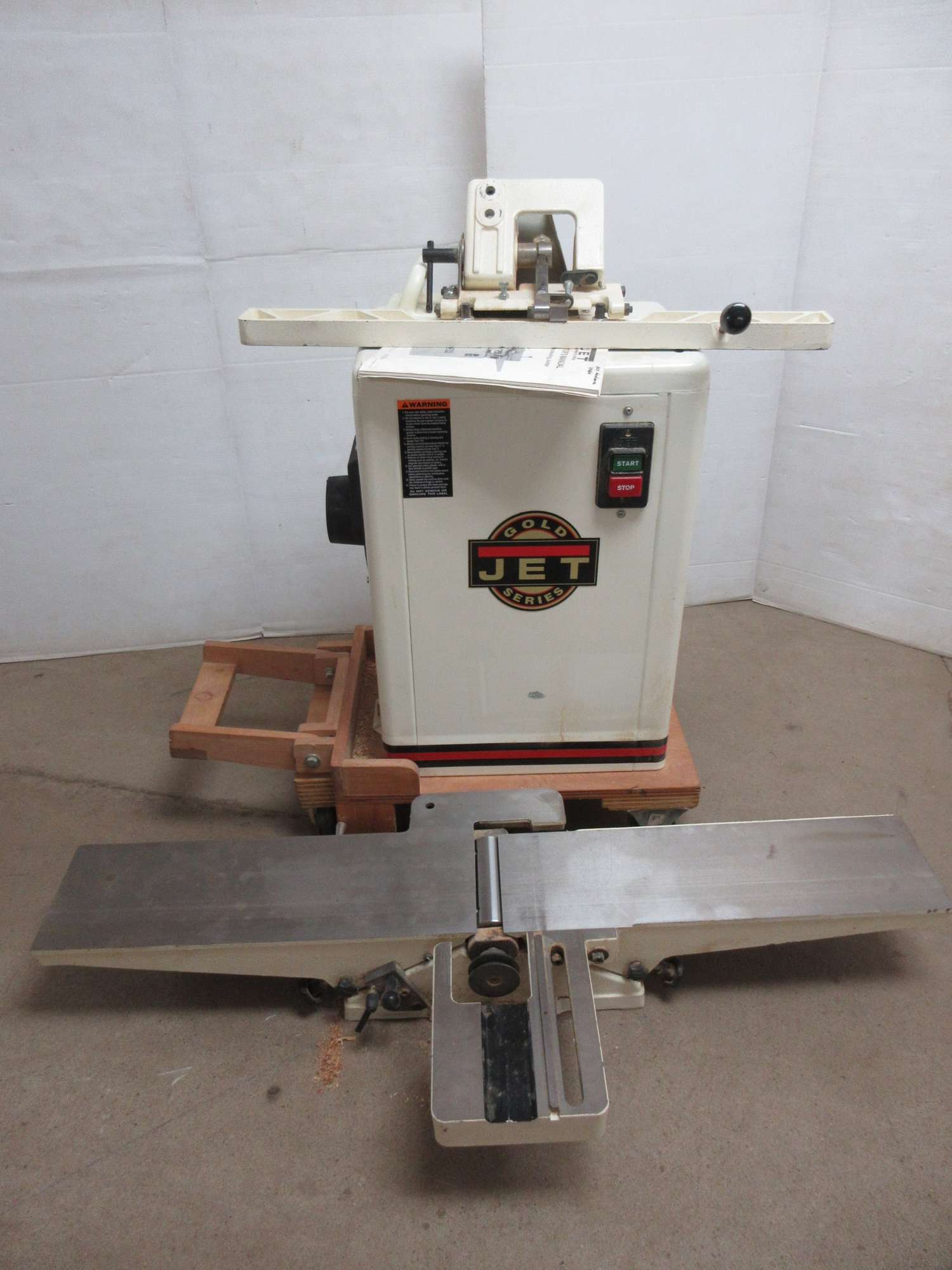 Albrecht Auctions Jet 6" Long Bed Jointer on Mobile Base
