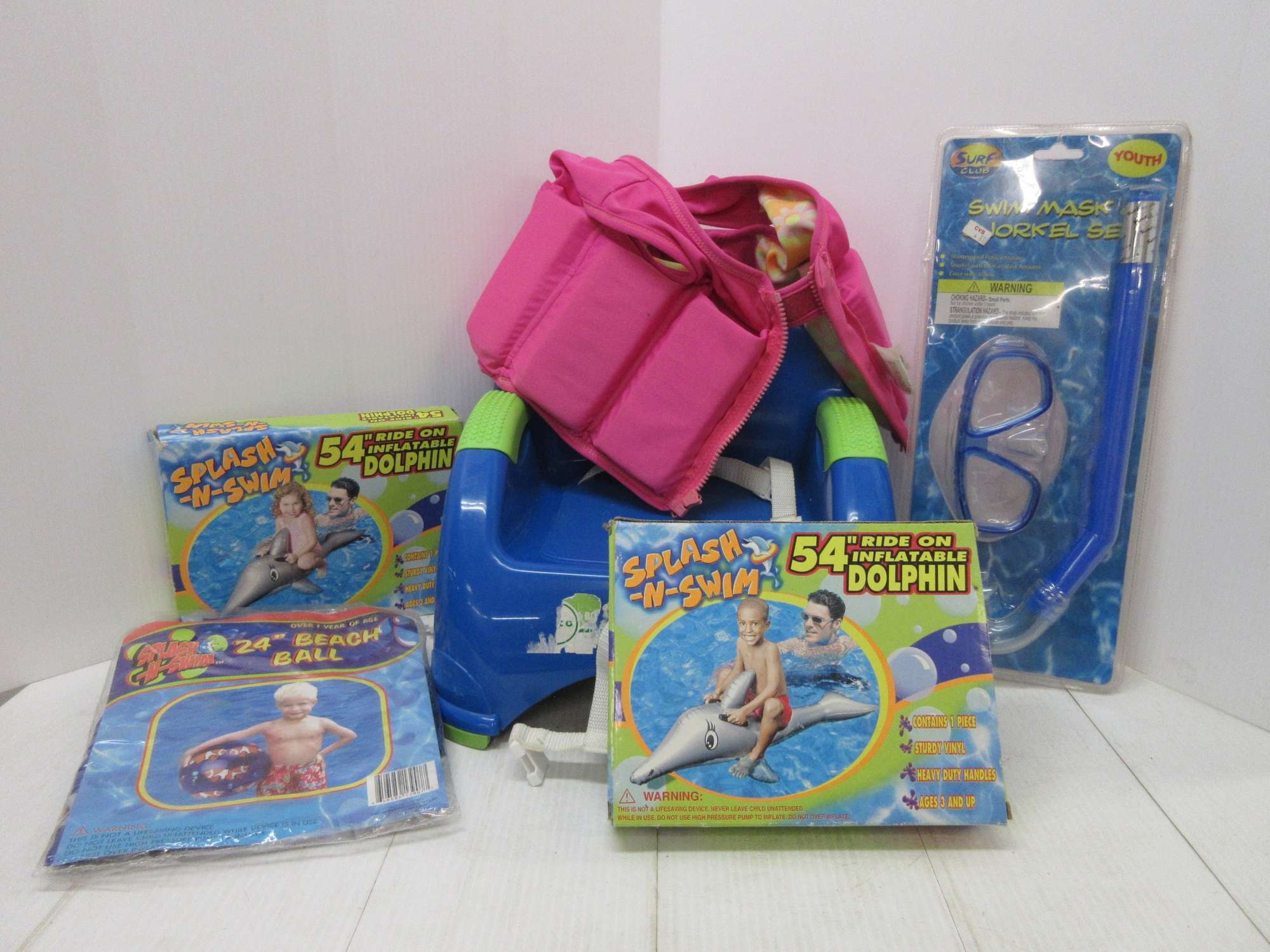 Albrecht Auctions | Childrens Blow-Up Pool Toys, Childs ...