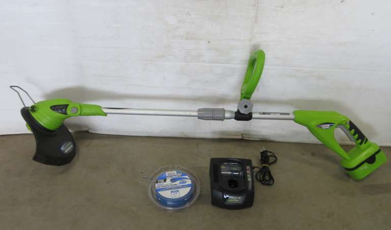 Weed Wacker Lithium Ion Battery with Charger and Spool of Line