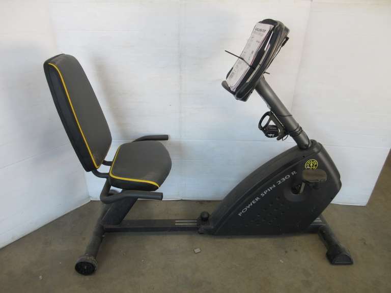 Albrecht Auctions | Golds Gym Power Spin 230R, Has Owners ...