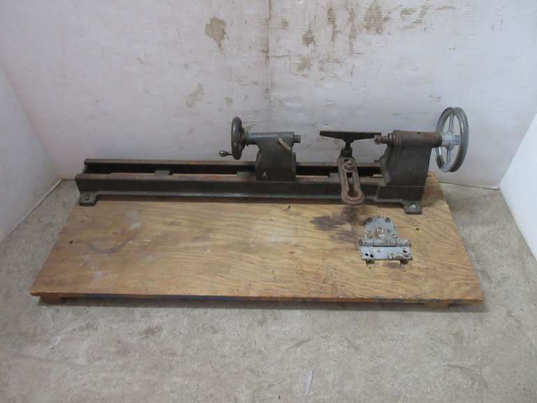 Walker Turner Co. Wood Lathe