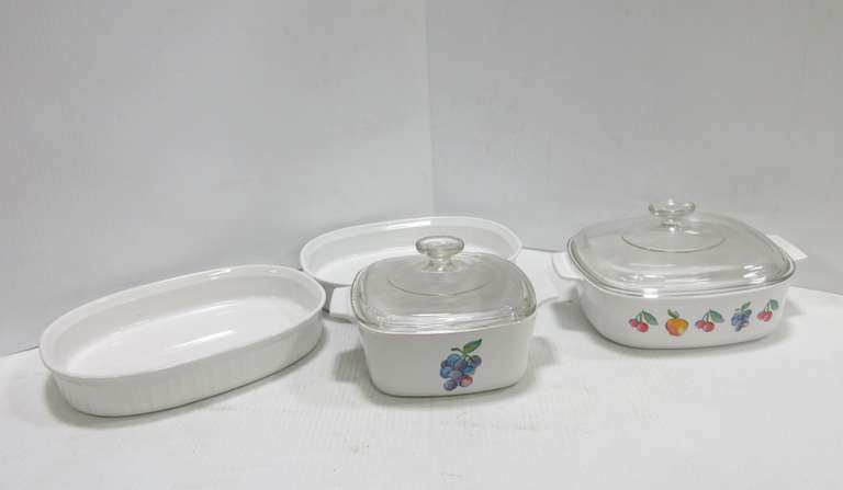 Baking/Serving Dishes, Include: (2) Corningware Casserole/Serving Dishes with Lids, and (2) Corningware French White Oval Baking Dishes