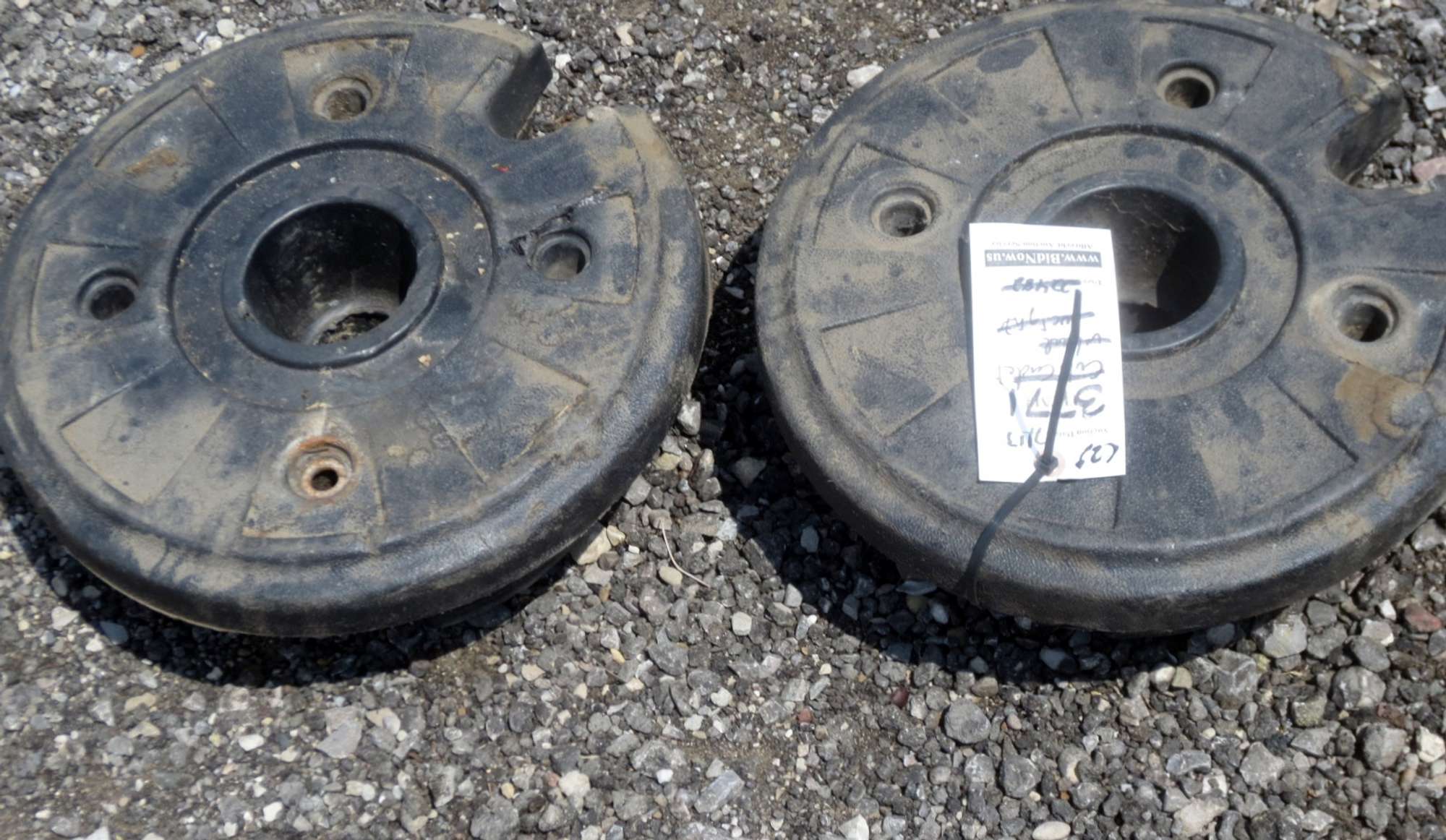 Albrecht Auctions Cub Cadet Wheel Weights