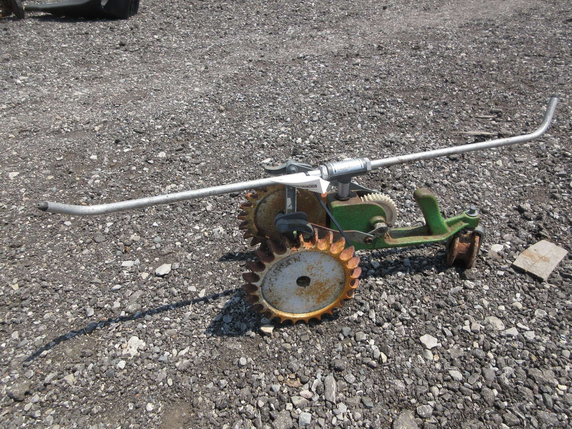 Albrecht Auctions Traveling Water Sprinkler, Follows Hose, Thompson