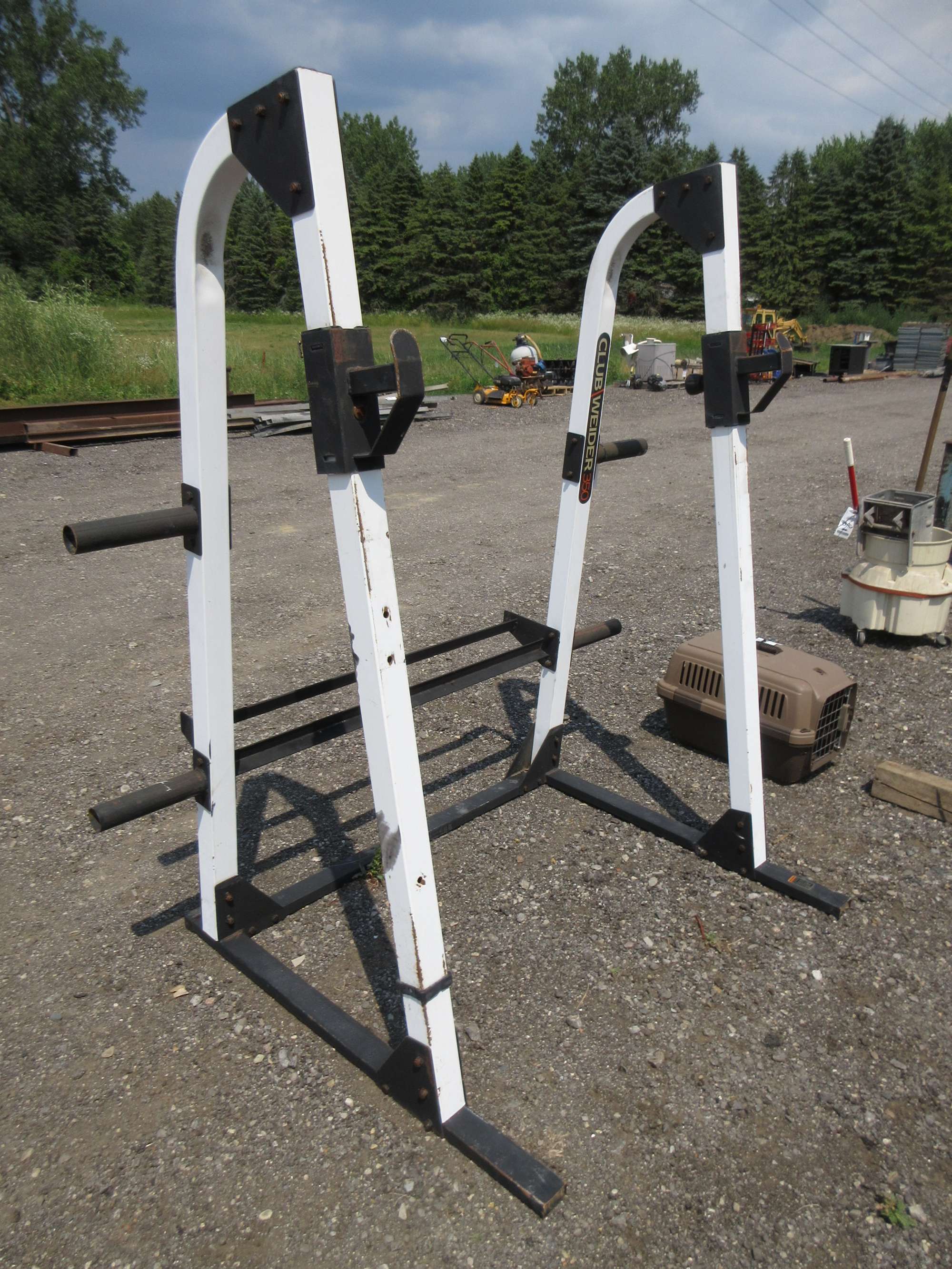 club weider squat rack