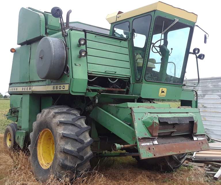 John Deere 6600 Combine, (3394 Hours), Good Machine, Used Fall of 2019, No Air, No Heat, Combine Needs Work