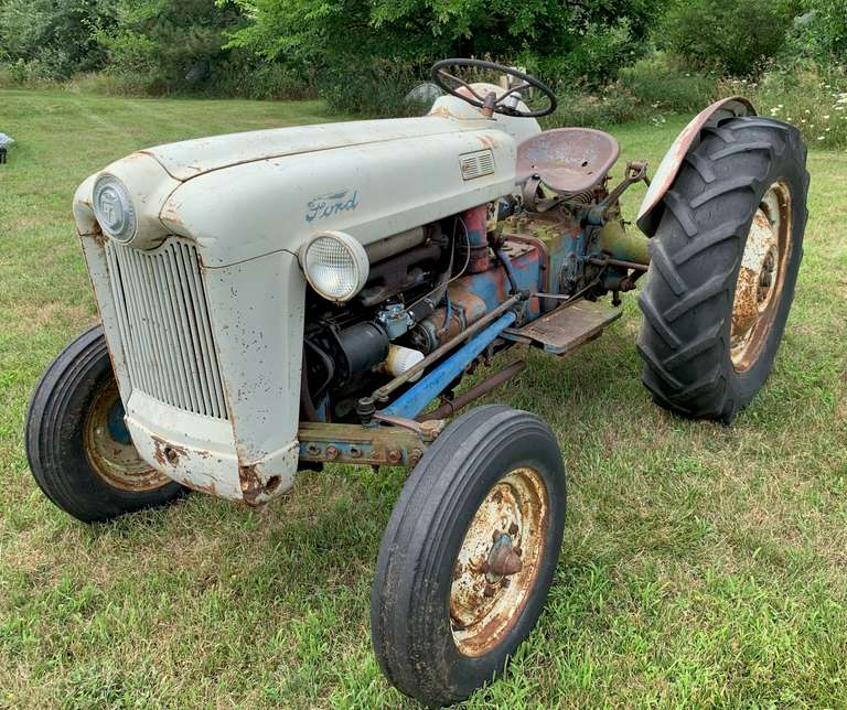 1953 Ford Jubilee Tractor, New Wiring Harness, Battery and Carburetor, Runs Well, NOTE:  Video loaded for this item! 