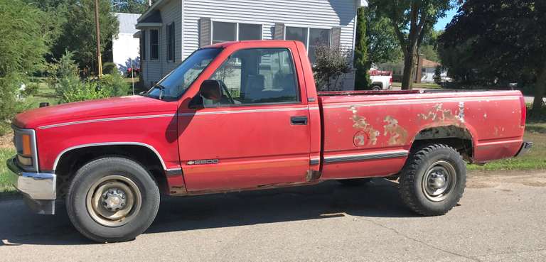 1994 Chevy 2500 2WD Truck, (186,000 Miles), 350 Engine, Clean Frame and Some Body Rust, Runs Well, Clean and Clear Title