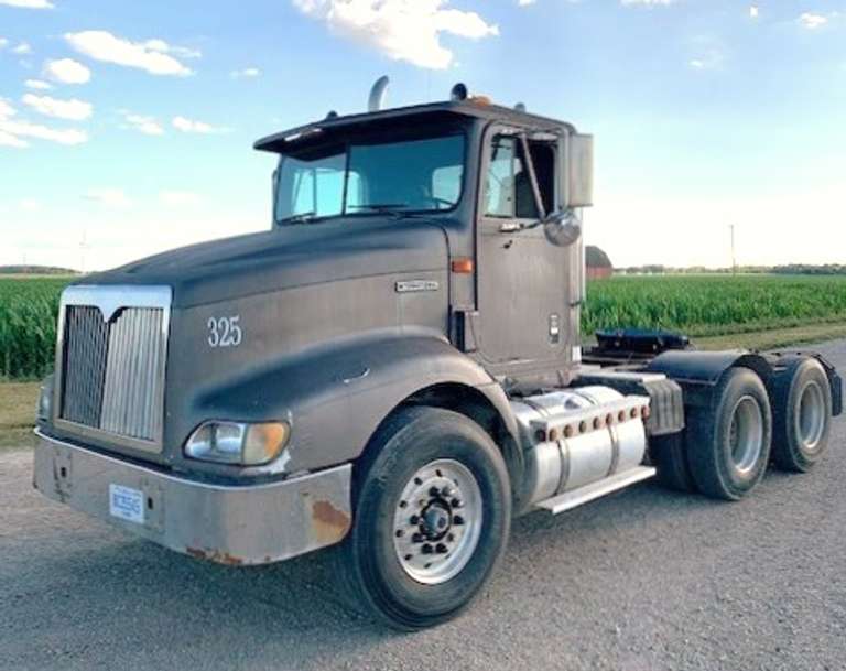 2000 International Semi Tractor, VIN: IHSFMAET5YJ027263, (Odometer Reads 686,341 Miles), Shifts Great, Front Tires at 75%, Rear Tires at 50%, Driver's Side Window Works, Wipers Work Well, Engine Idles and Runs Well, Transmission in Great Working Order (Needs Clutch), Axle Brakes New on Front and 75% on Rear, All Lights Work, Brakes Work Great, Clean and Clear Title