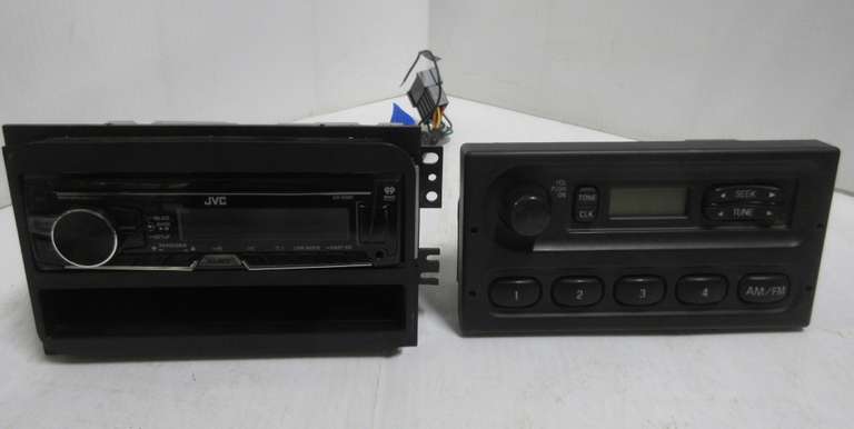 Car Radios, Include: JVC and a Factory From a 2010 Ford Ranger