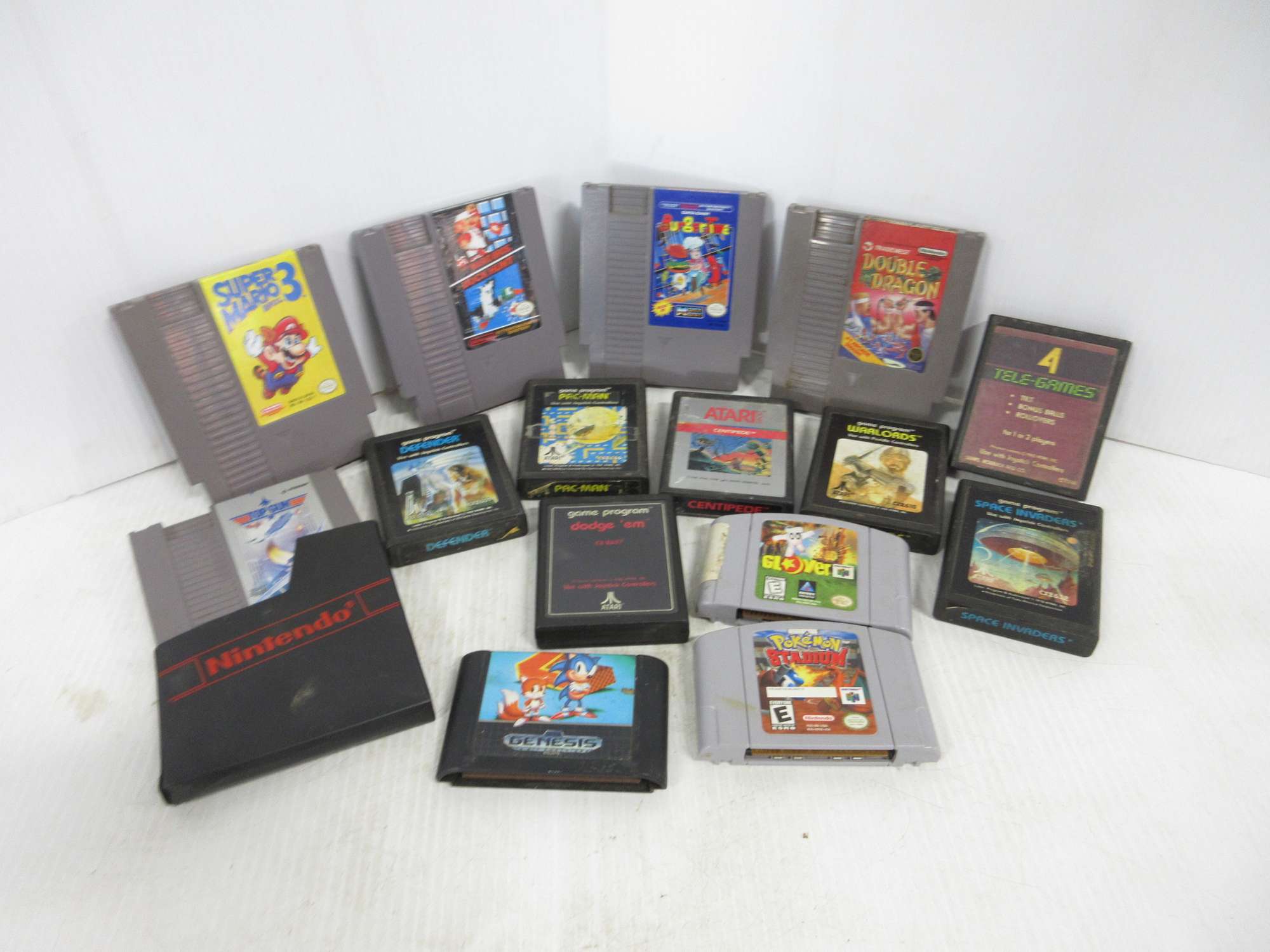 Albrecht Auctions | Nintendo, Atari, and Genesis Games