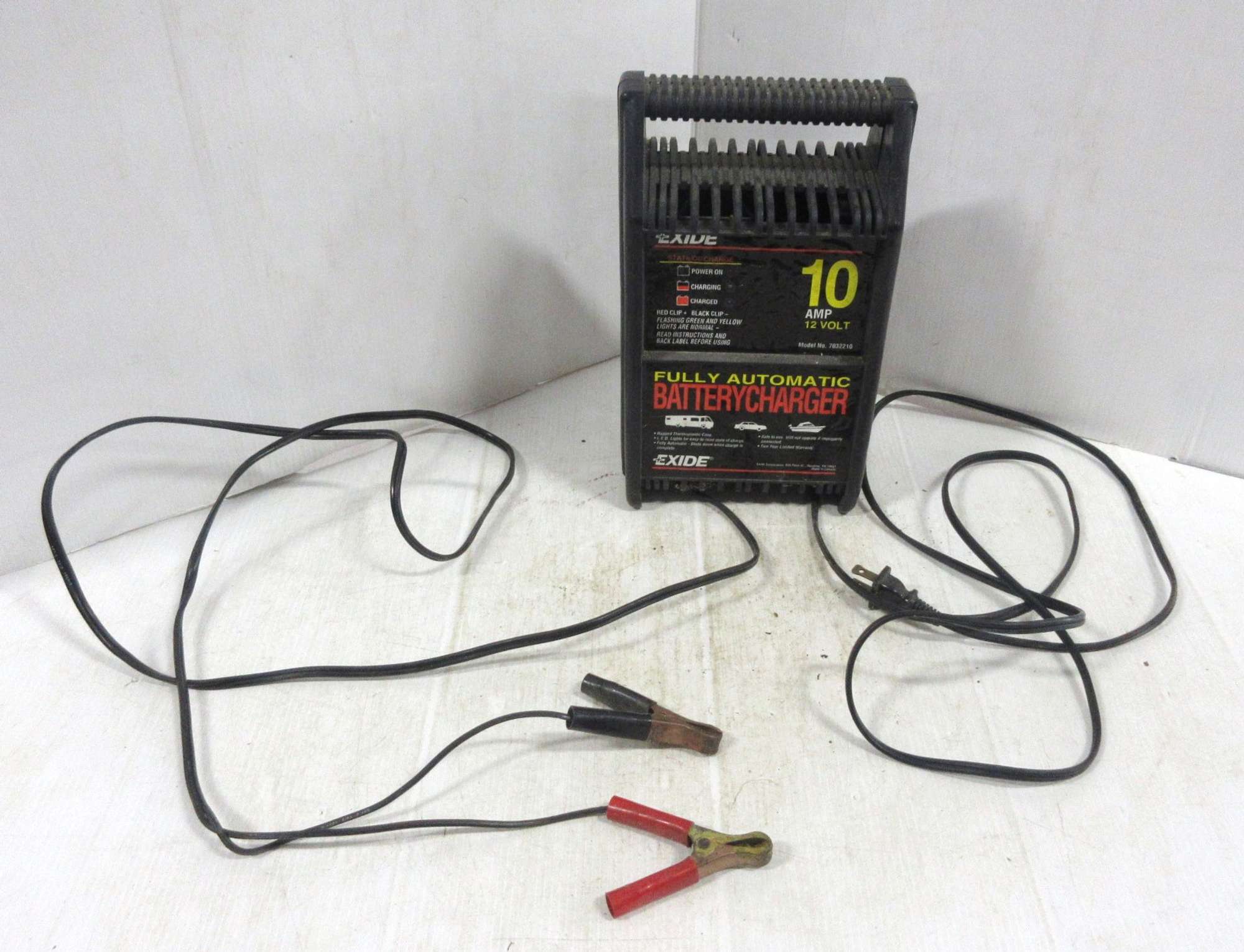 Albrecht Auctions | Exide Battery Charger, 10 AMP, 12V