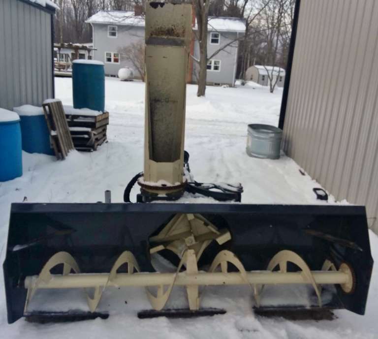 Allied 84" PTO Snow Blower, Hydraulic Rotation on the Chute, Used One Season