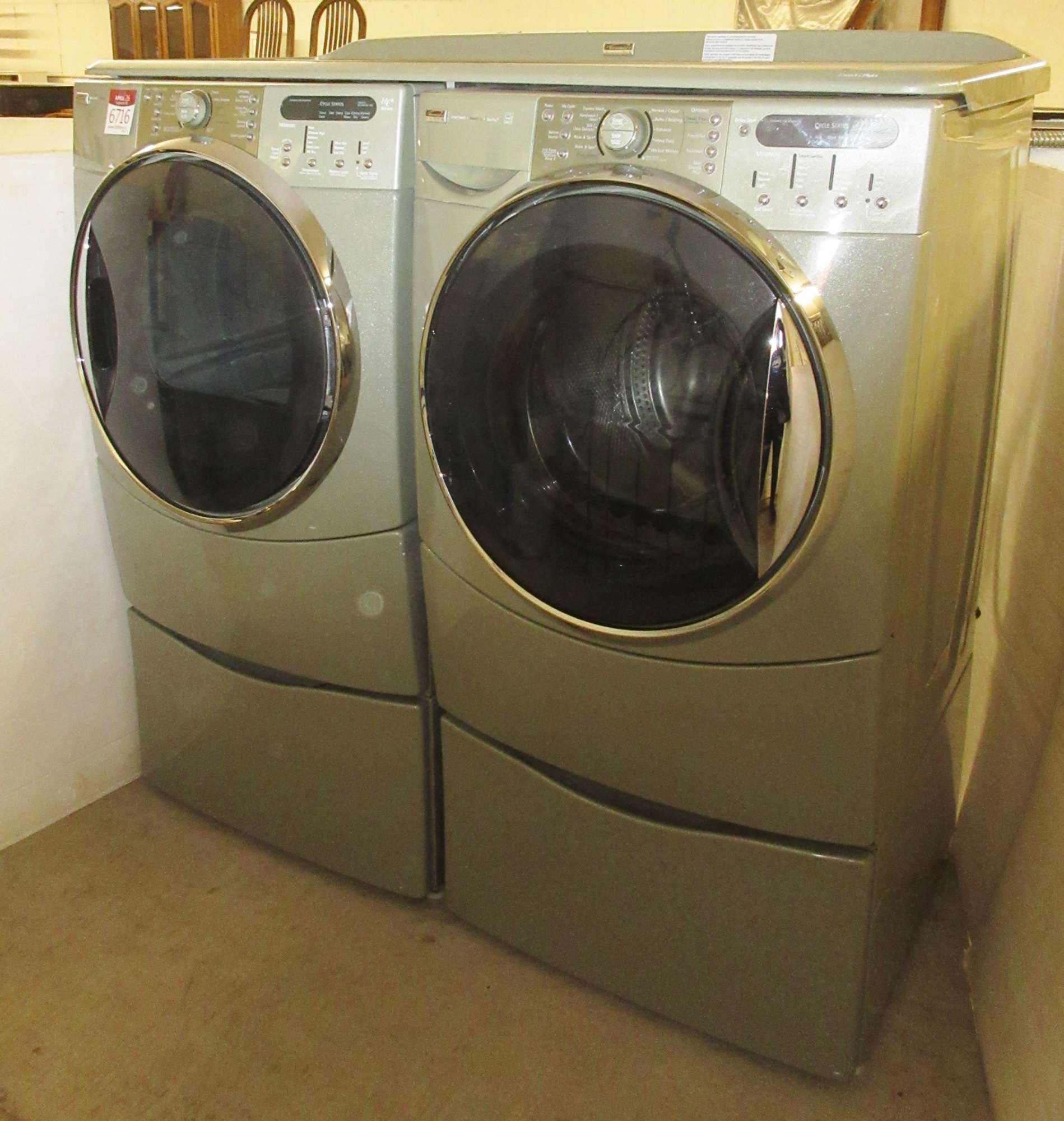Albrecht Auctions | Kenmore Elite Electric Washer and Dryer Set