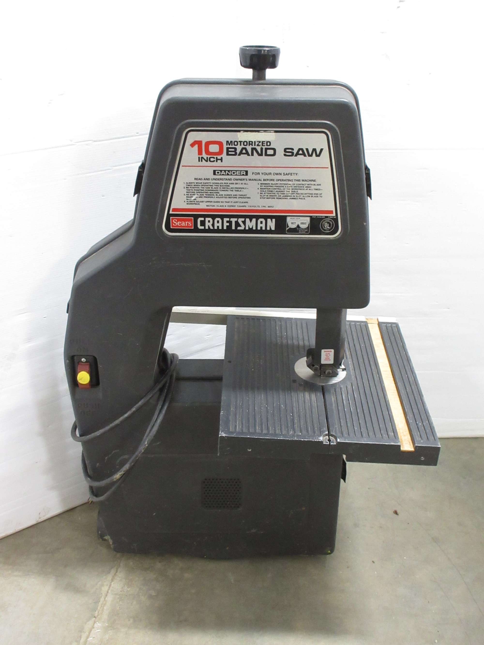 Albrecht Auctions | 10" Motorized Craftsman Band Saw