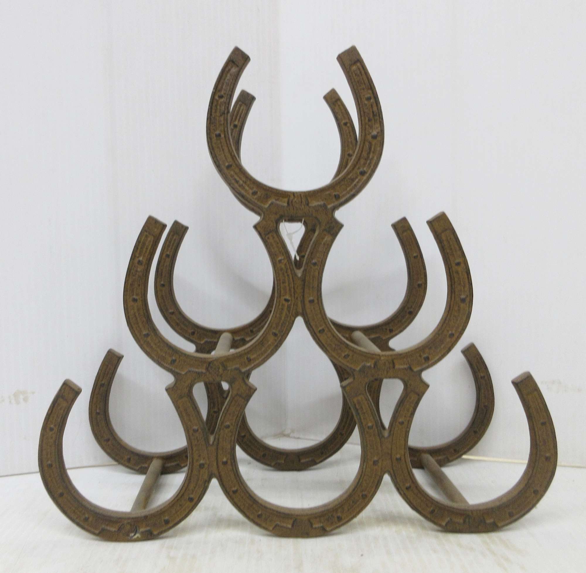 Albrecht Auctions Heavy Horseshoe Wine Rack