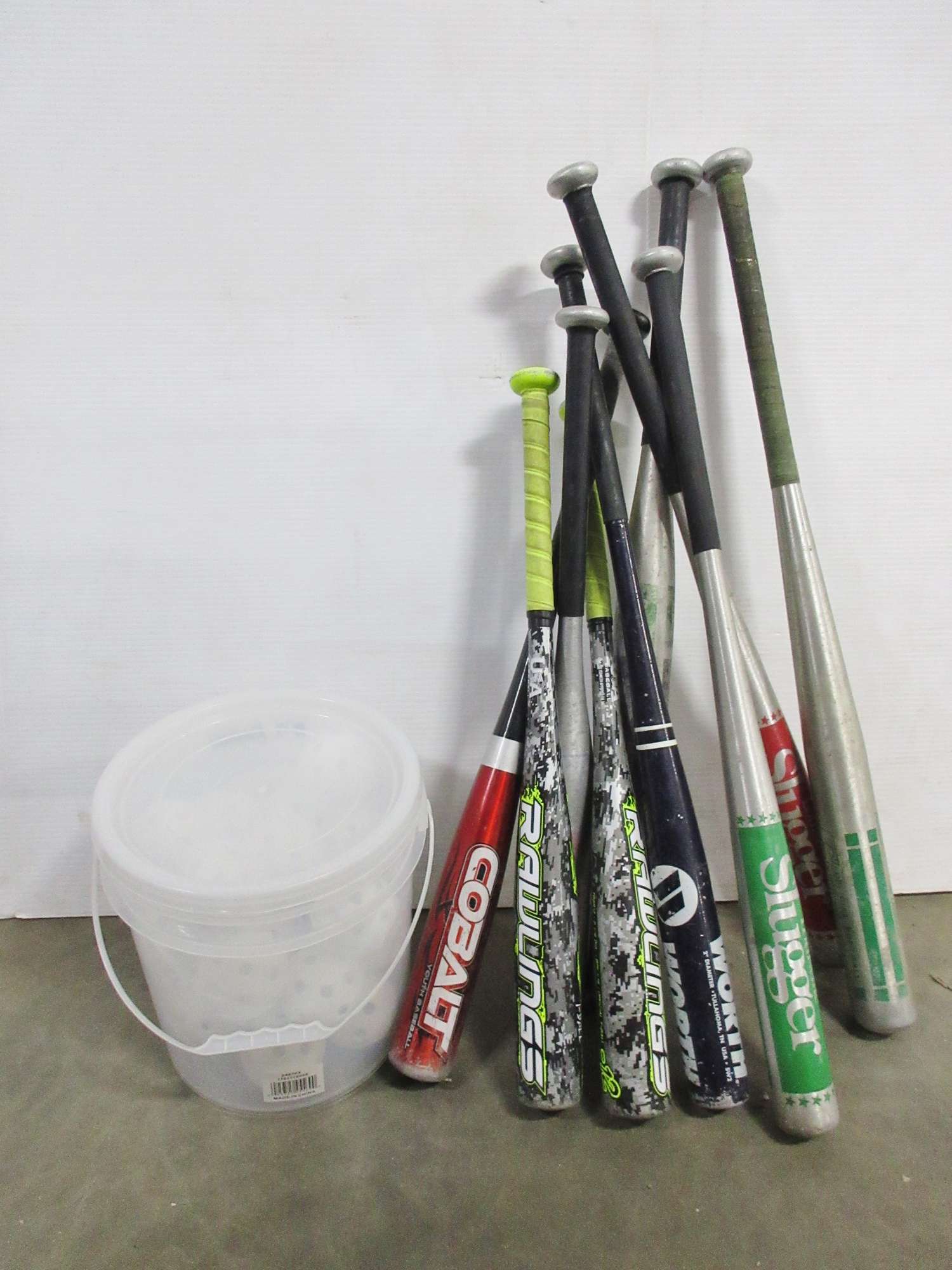 Albrecht Auctions Youth and Adult Metal Baseball Bats, and Bucket of