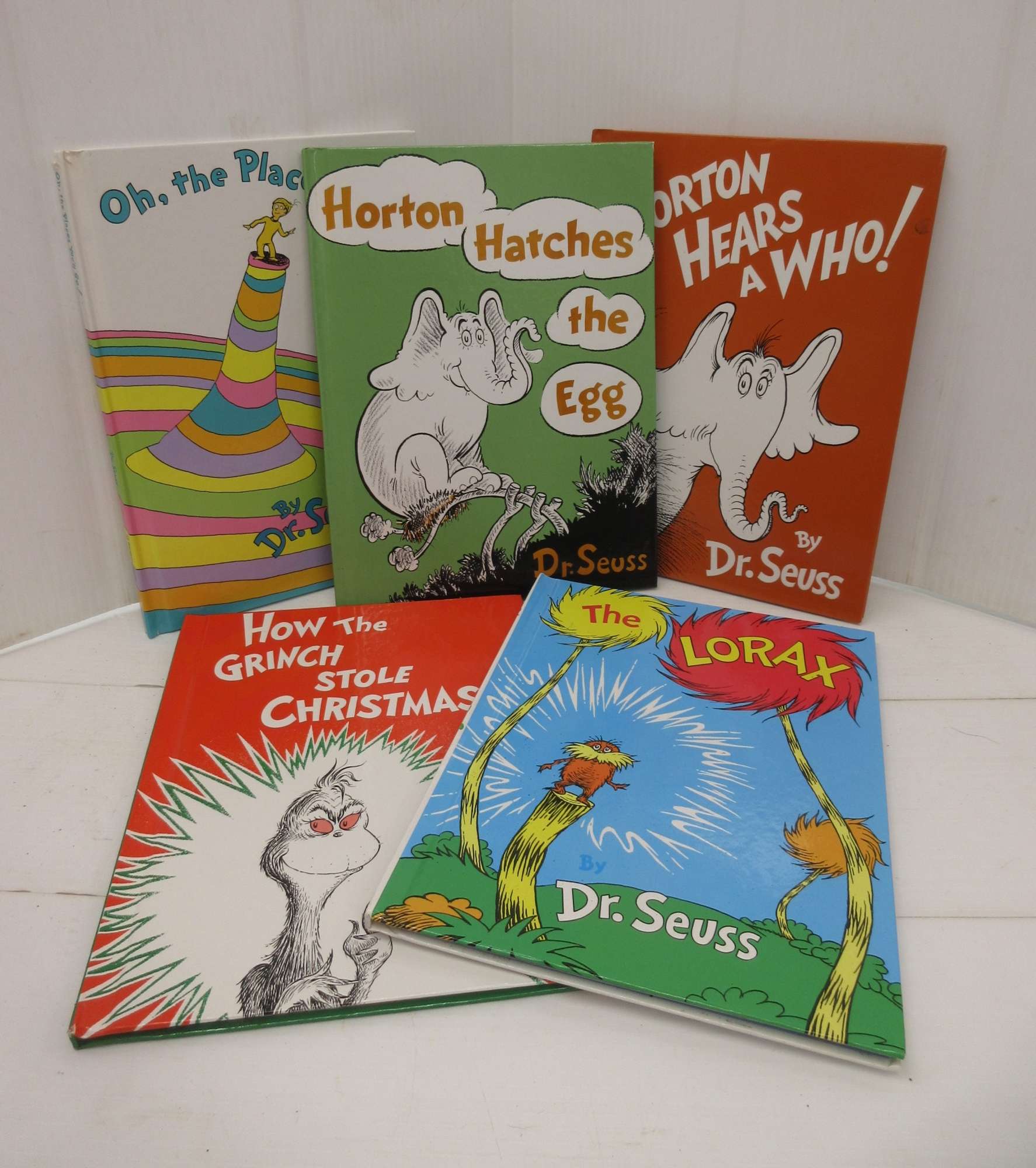 Albrecht Auctions | (5) Large Dr. Seuss Children's Books