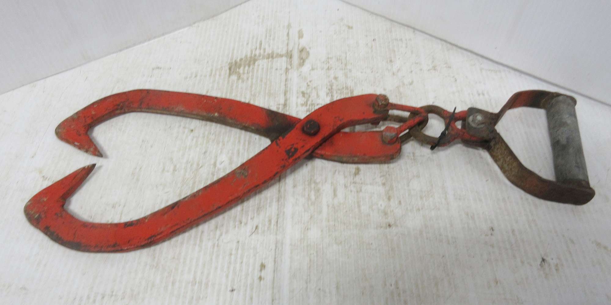 Albrecht Auctions Log/Ice Tongs, Heavy Duty with Handle