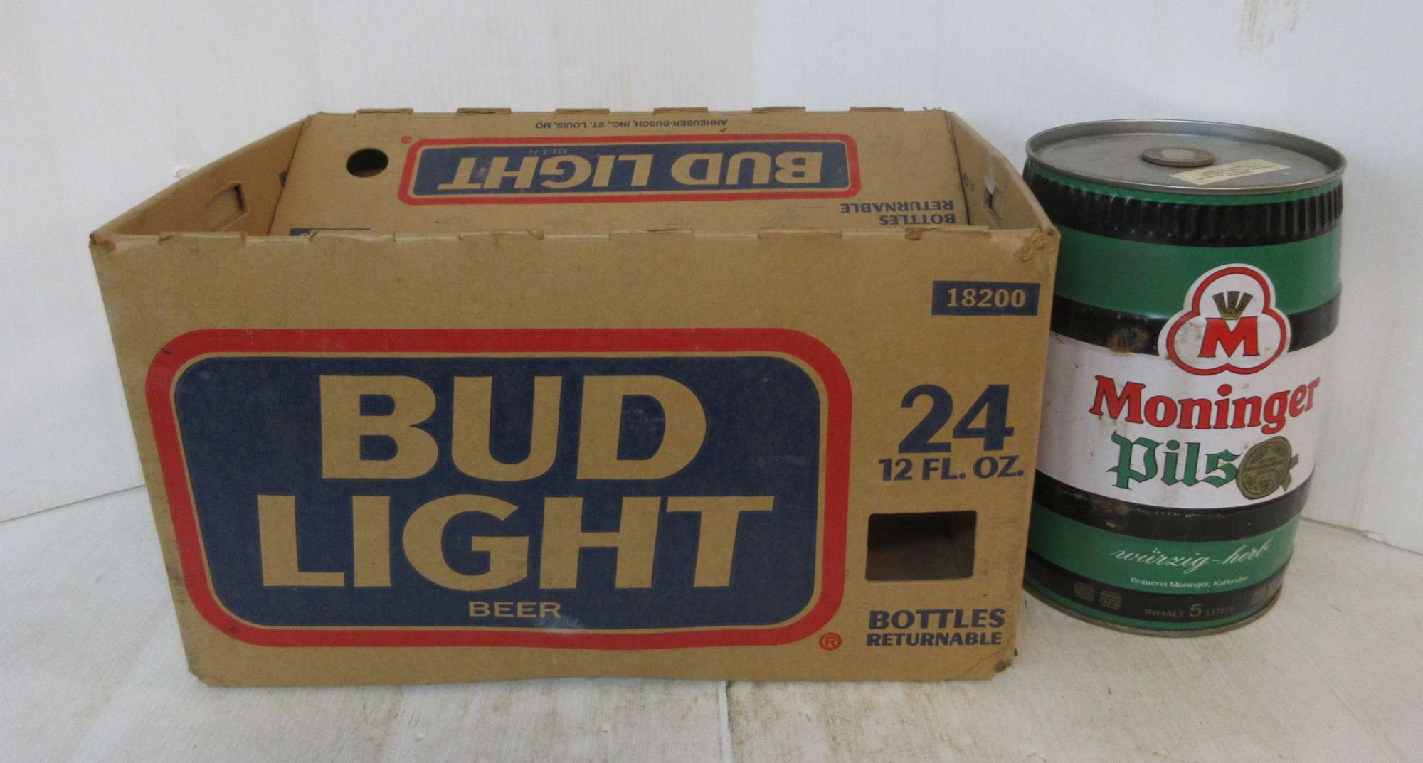 Albrecht Auctions | Vintage 1970s Large 1.32-Gallons Moninger Pils Beer