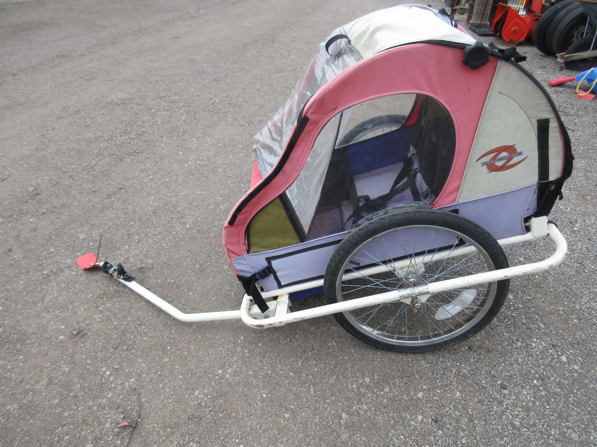 Albrecht Auctions Pacific Bike Trailer for Kids or Pets