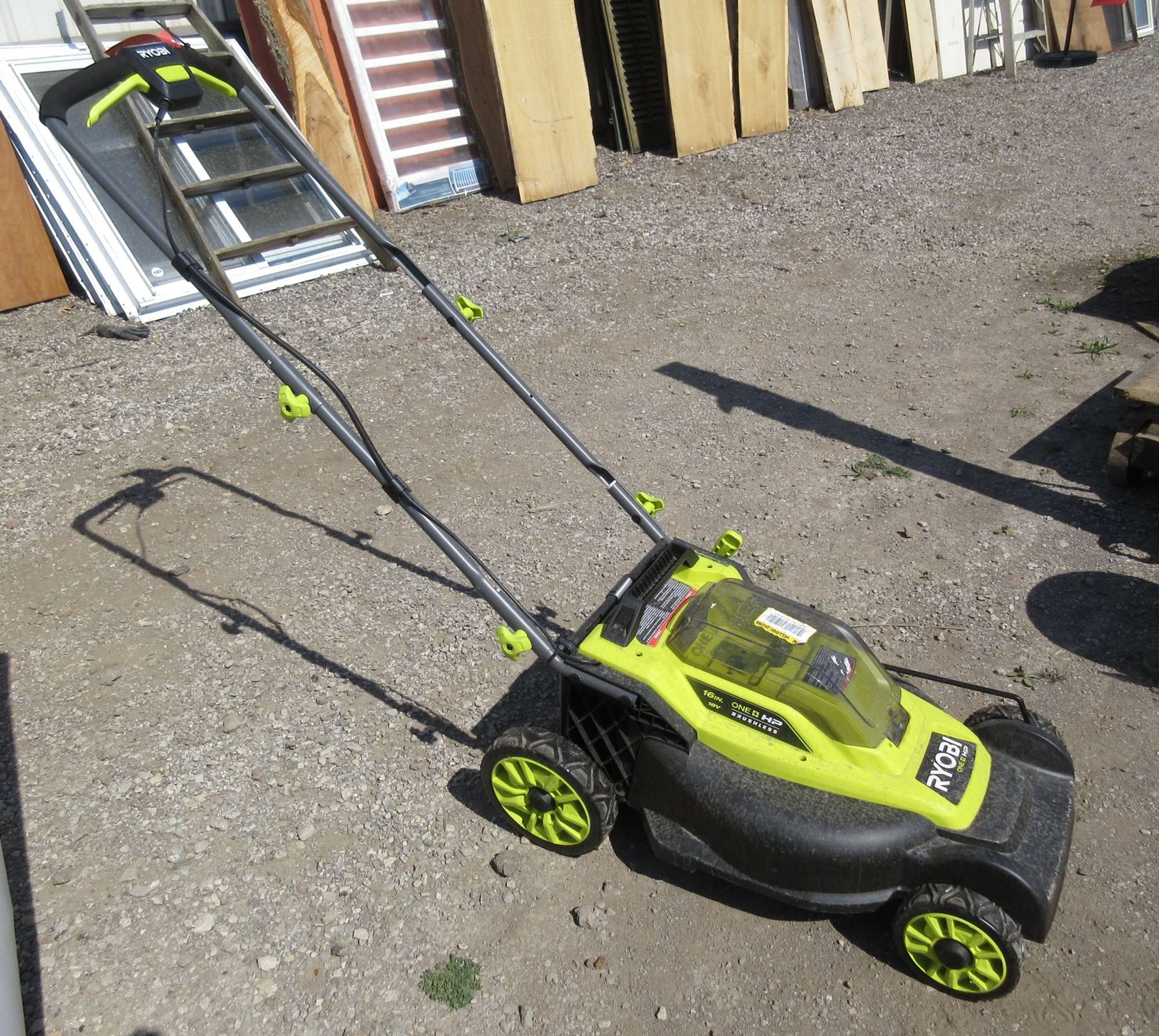 Albrecht Auctions Ryobi Brushless 16" Battery Operated Lawn Mower