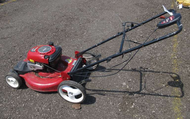 Albrecht Auctions | Craftsman EZ Walk 6.75 HP Lawn Mower