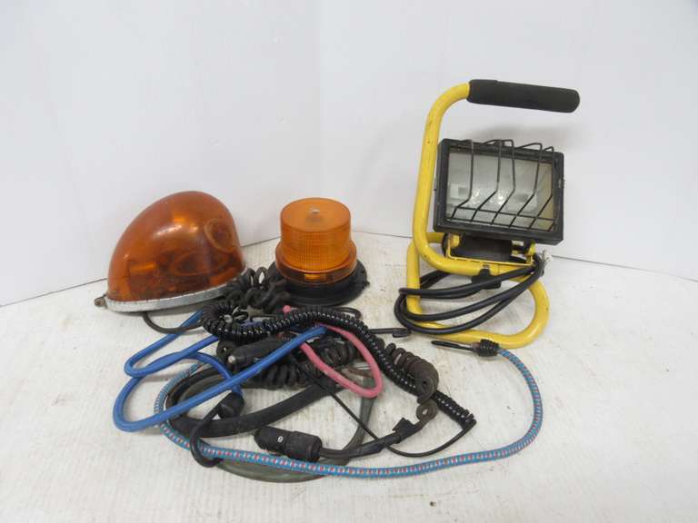 (2) Caution Lights, A Worklight, and Assorted Bungee Smart Straps