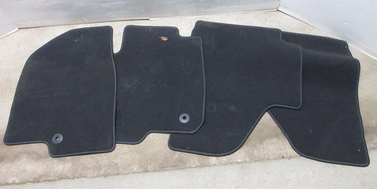 (4) Carpeted Floor Mats for Car or Pickup