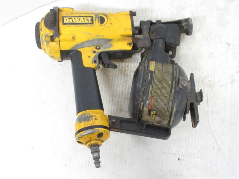 DeWALT Roofing Nail Gun