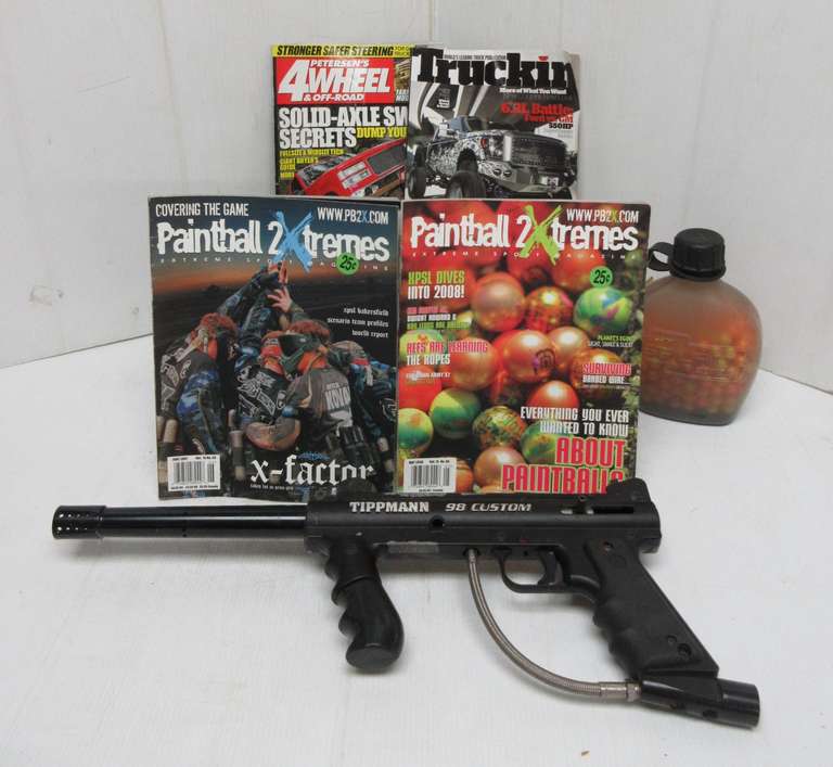 Paintball Gun with Paintball Magazines