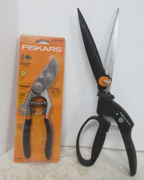 Fiskars Pruner and Grass Shears