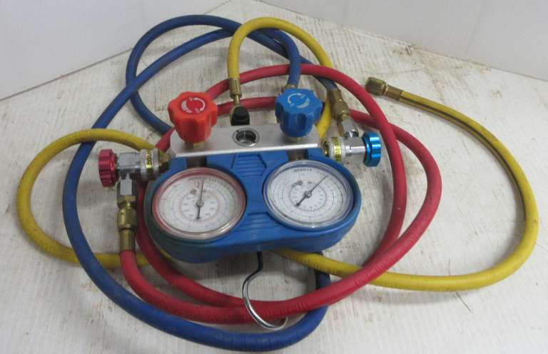 AC Refrigeration Gauge Manifold