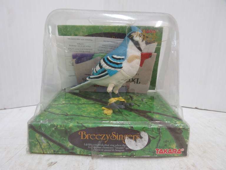 Older Breezy Singers Motion Activated Singing Bird in Original Box