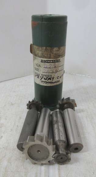 (4) Machinist Keyway Cutters: .25" x 1.10", .186" x .890", .124" x .750", .110" x .600", and .500" Shank