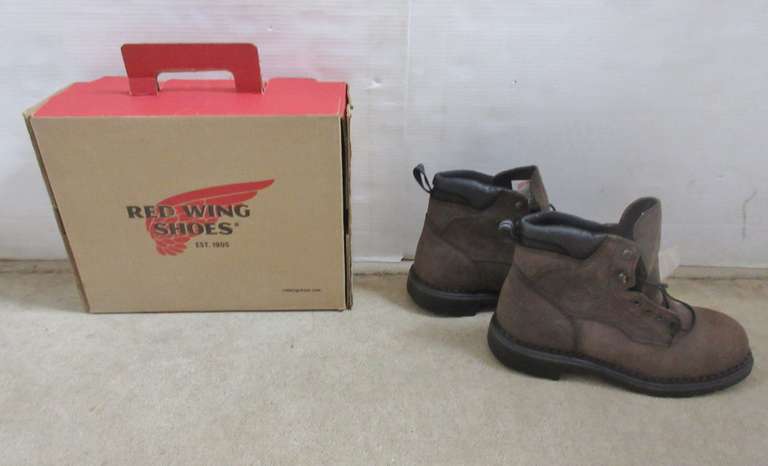 Red Wing Work Boots, Made in the USA, Size 9D