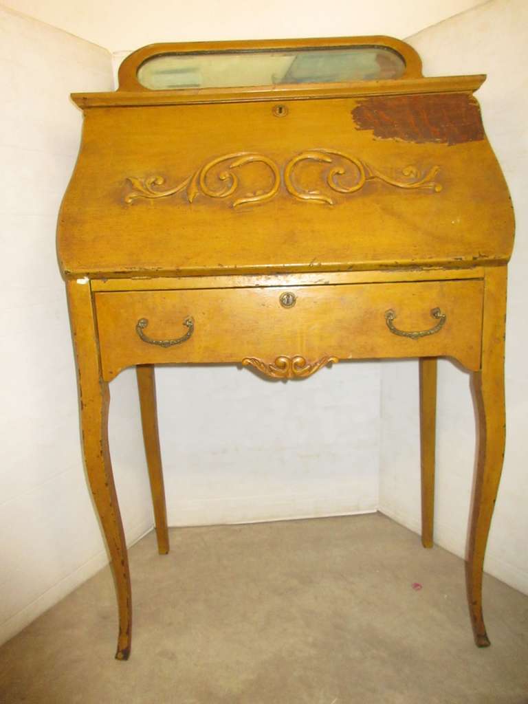 Antique Desk with Mirror Top