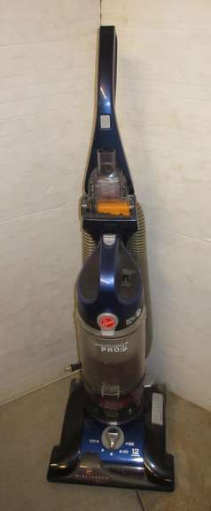 Hoover Vacuum with Cord Rewind