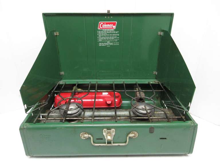 Older Coleman 413G Two-Burner Gas Camp Stove