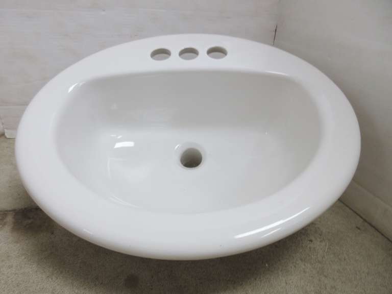 Oval Ceramic Sink, White