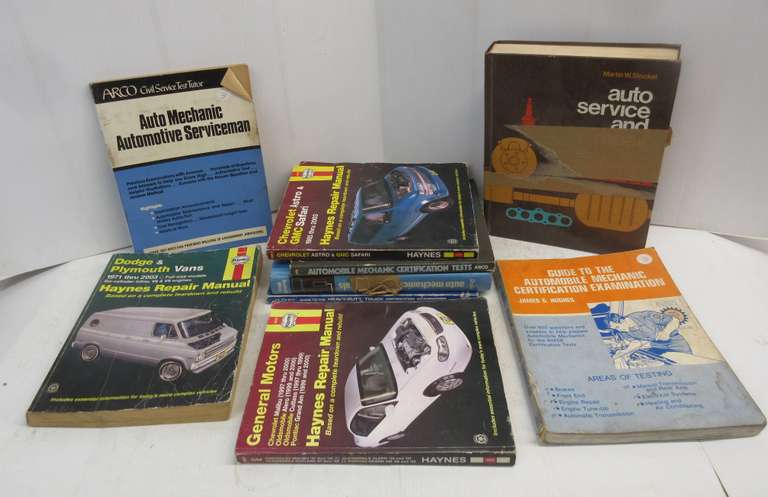 (9) Auto Mechanic Books