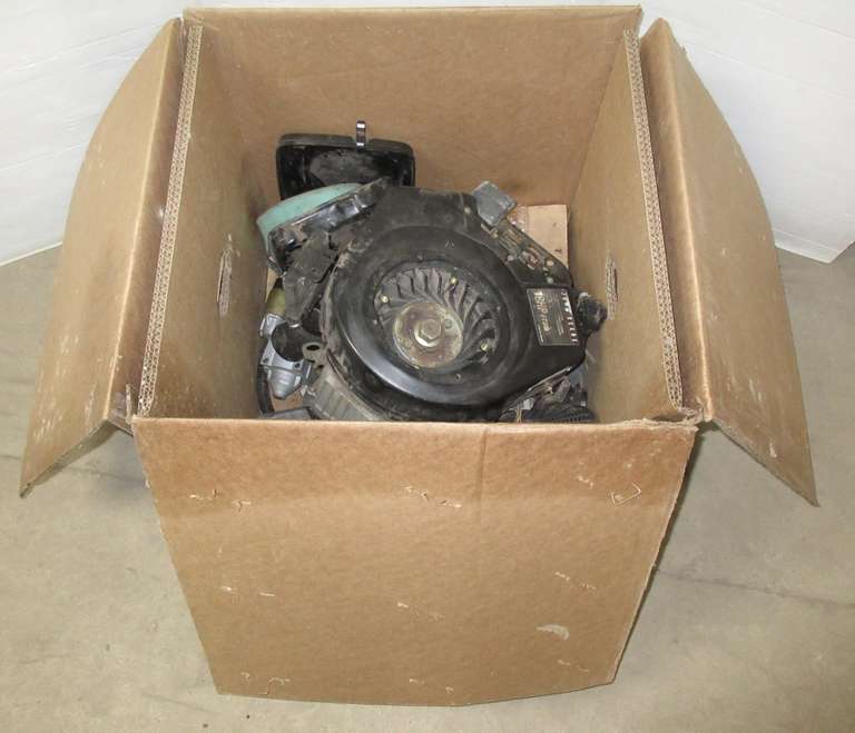 18 HP Briggs & Stratton V-twin motor, model 35077, type 1137-E1, as is