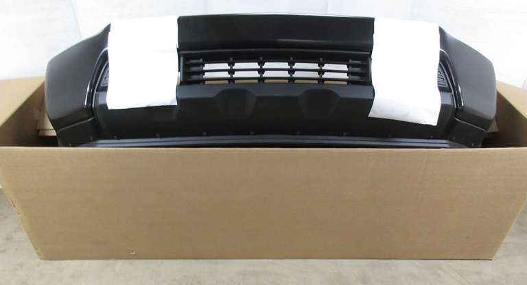 Chevy HD 2500/3500 front bumper, fits 2020 to current models, black, includes all brackets and plastic trim, new