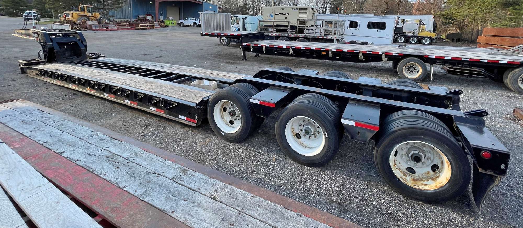 Albrecht Auctions | 2004 Etnyre Lowboy Trailer, Black, Model PRTN55TD3 ...